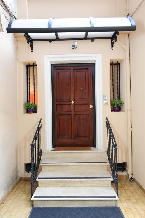 Fotofever Apt, Two Bedrooms With Air Conditioned In Elegant Shopping Area, Close To Vatican City Rome Exterior photo
